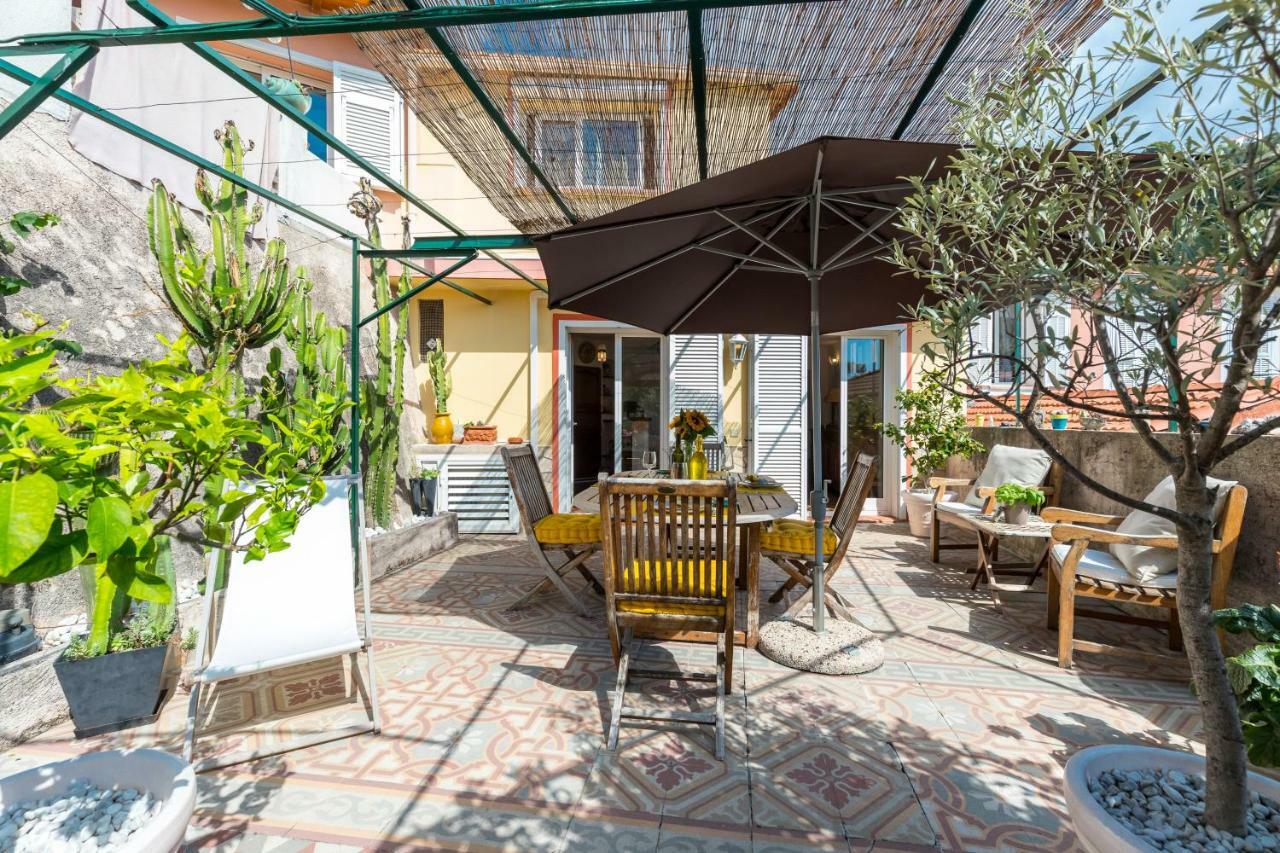 La Maison Des Holiday home Menton