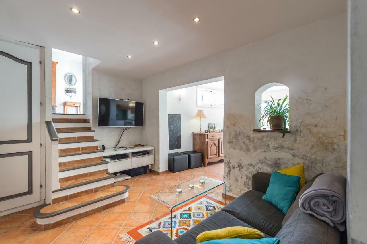 La Maison Des