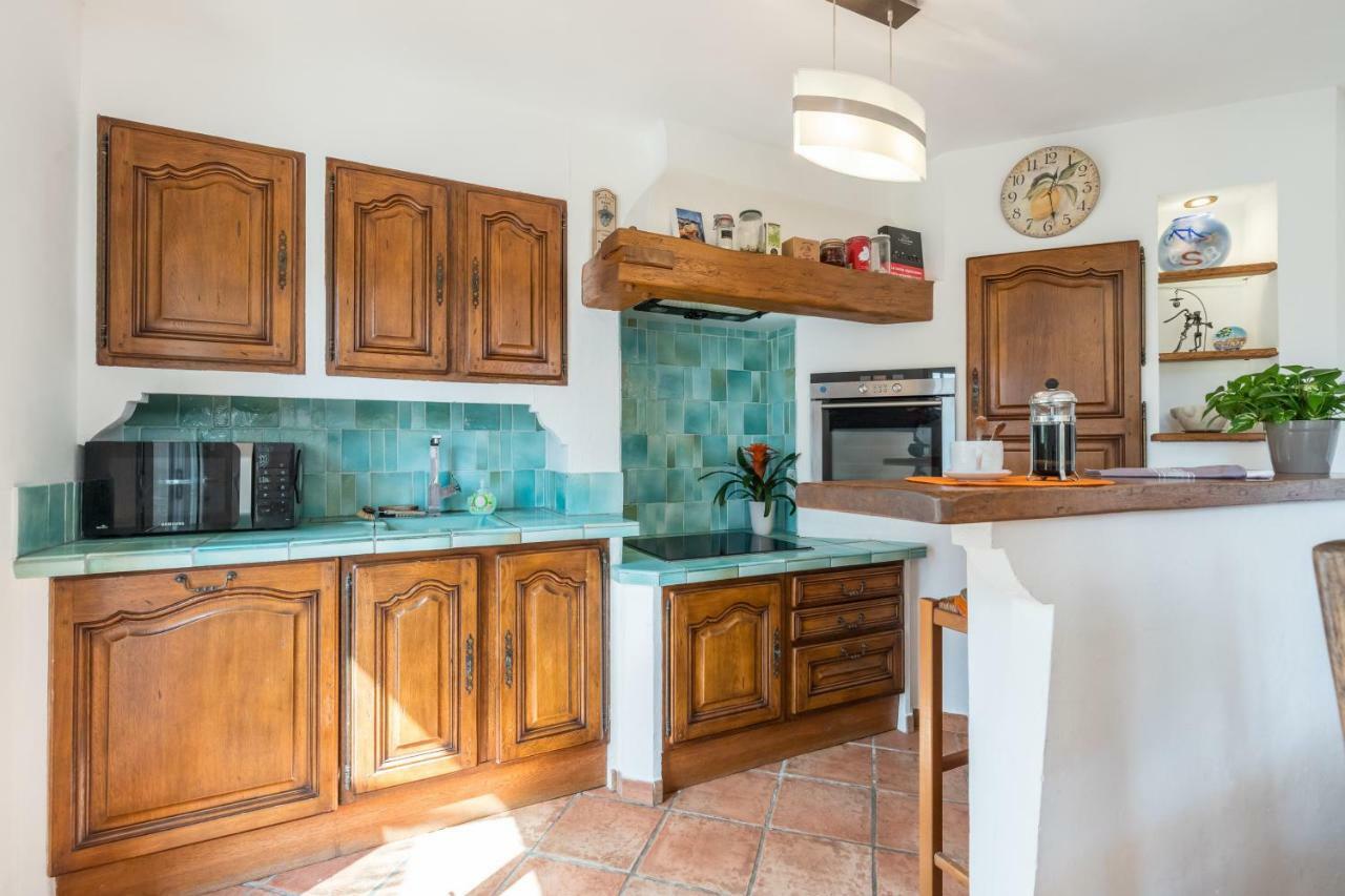 La Maison Des Holiday home *