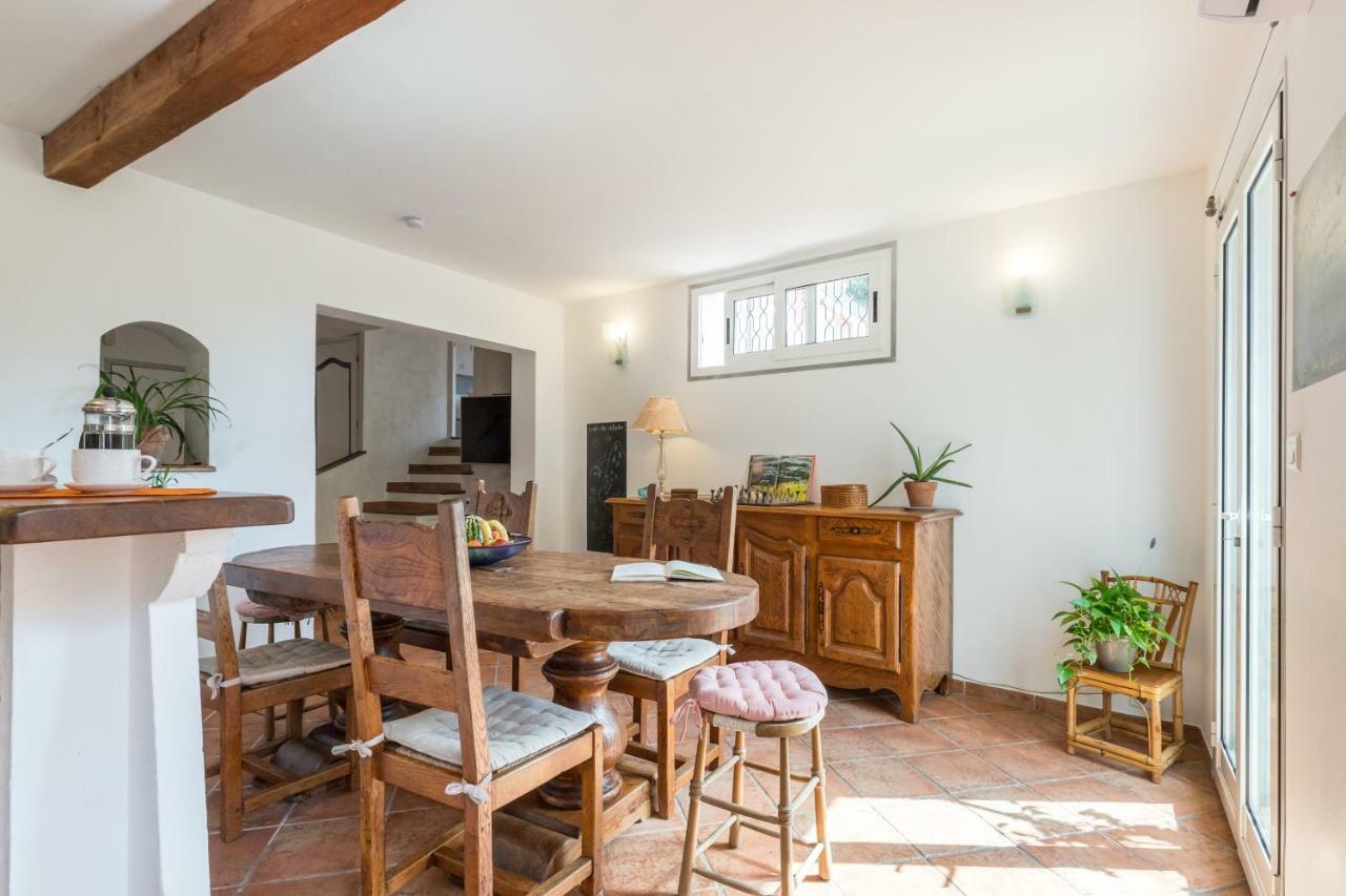 La Maison Des Holiday home *
